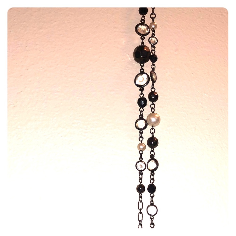 Black jewel/pearl necklace